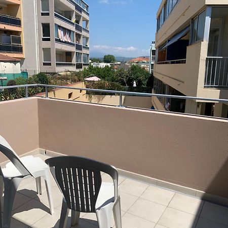 Charmant F1 Centre Mandelieu Avec Piscine Apartment Екстериор снимка