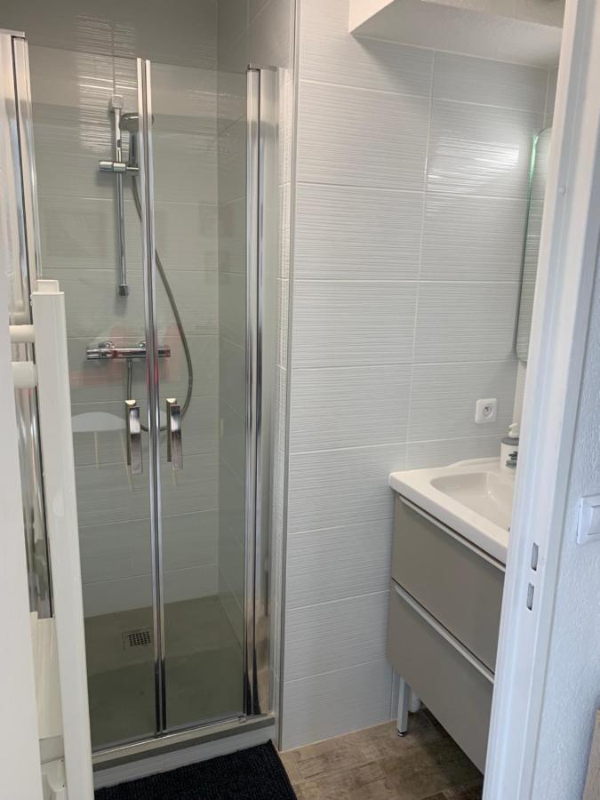 Charmant F1 Centre Mandelieu Avec Piscine Apartment Екстериор снимка