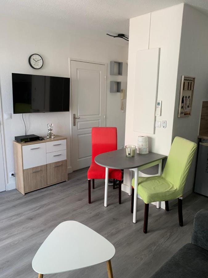Charmant F1 Centre Mandelieu Avec Piscine Apartment Екстериор снимка